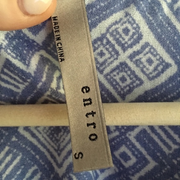 Entro Blue Ruffle Hem Crochet Lace Tunic - Picture 6 of 8